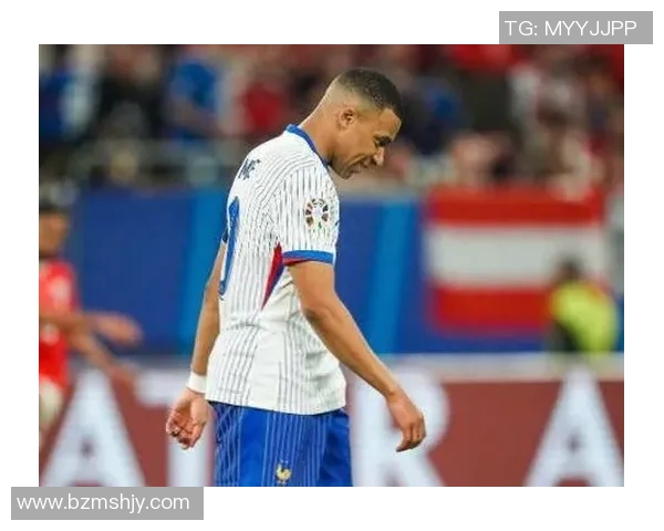 带面罩的足球球星揭秘：他们背后的故事与独特魅力